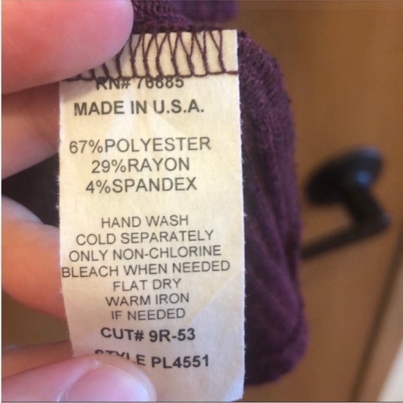 Nordstrom Size Large Bell Sleeve Purple Top. - Picture 7 of 8